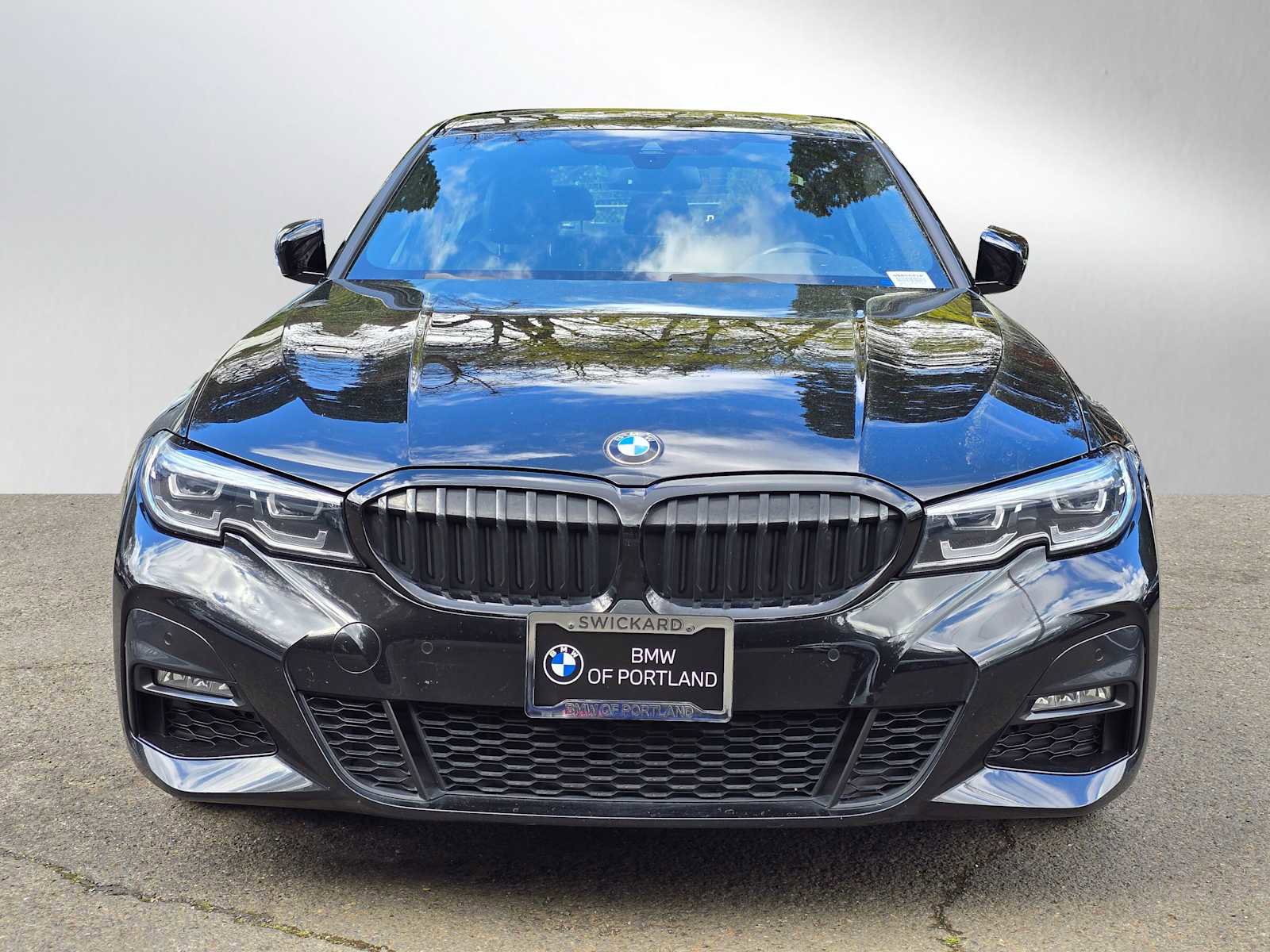 Used 2021 BMW 330i xDrive Sedan w/ M Sport Package image 8