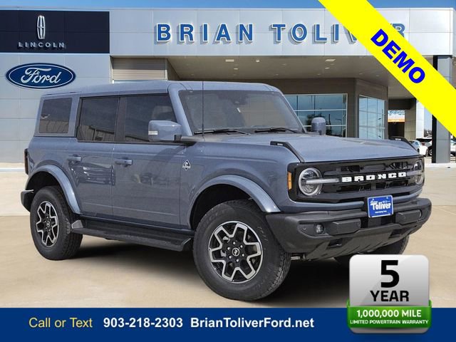 New 2025 Ford Bronco Outer Banks image 1