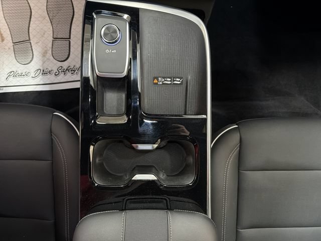 Certified 2025 Buick Enclave Preferred w/ LPO, Floor Liner Package AWD/4WD image 21