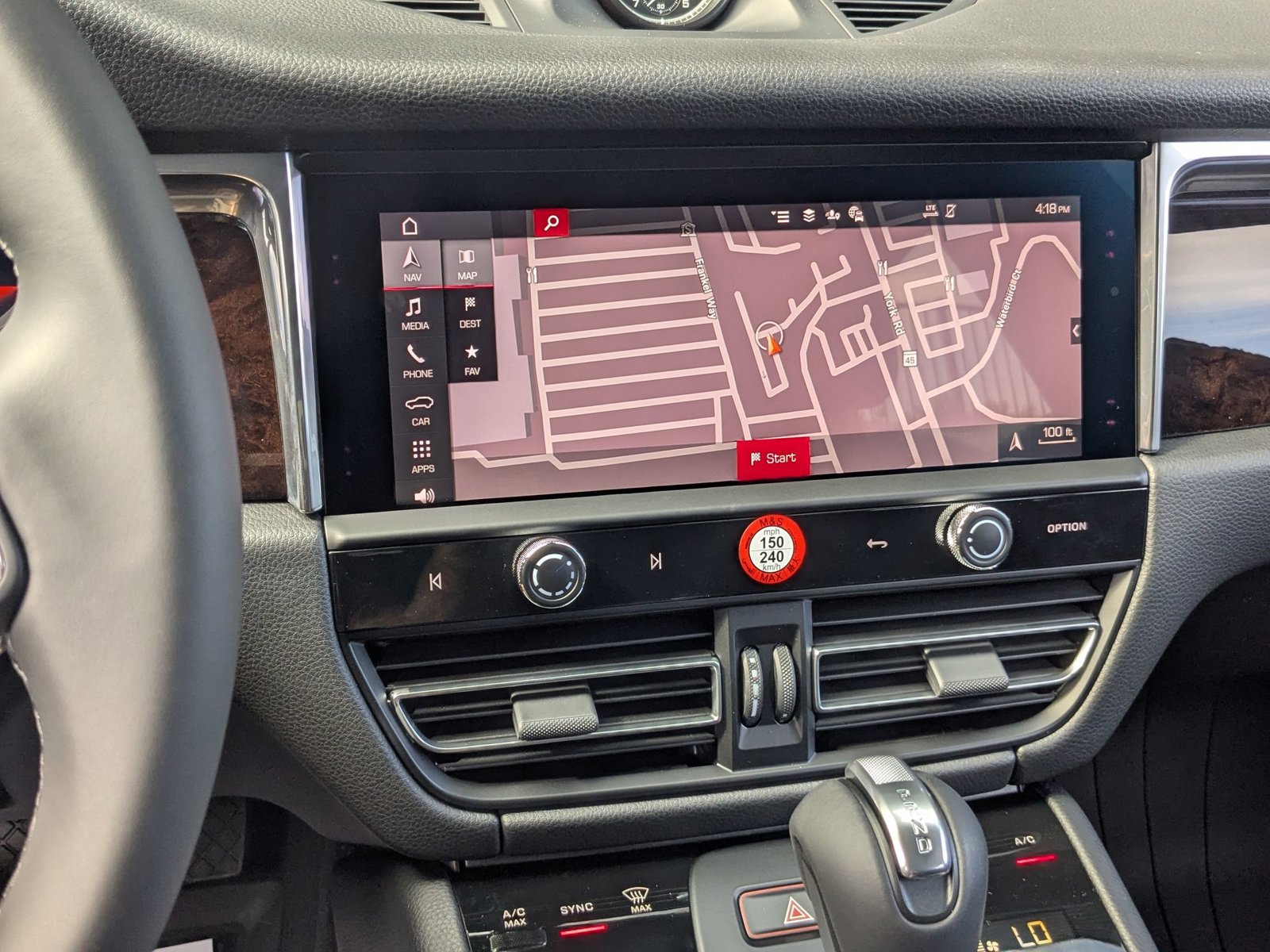 New 2026 Porsche Macan image 20