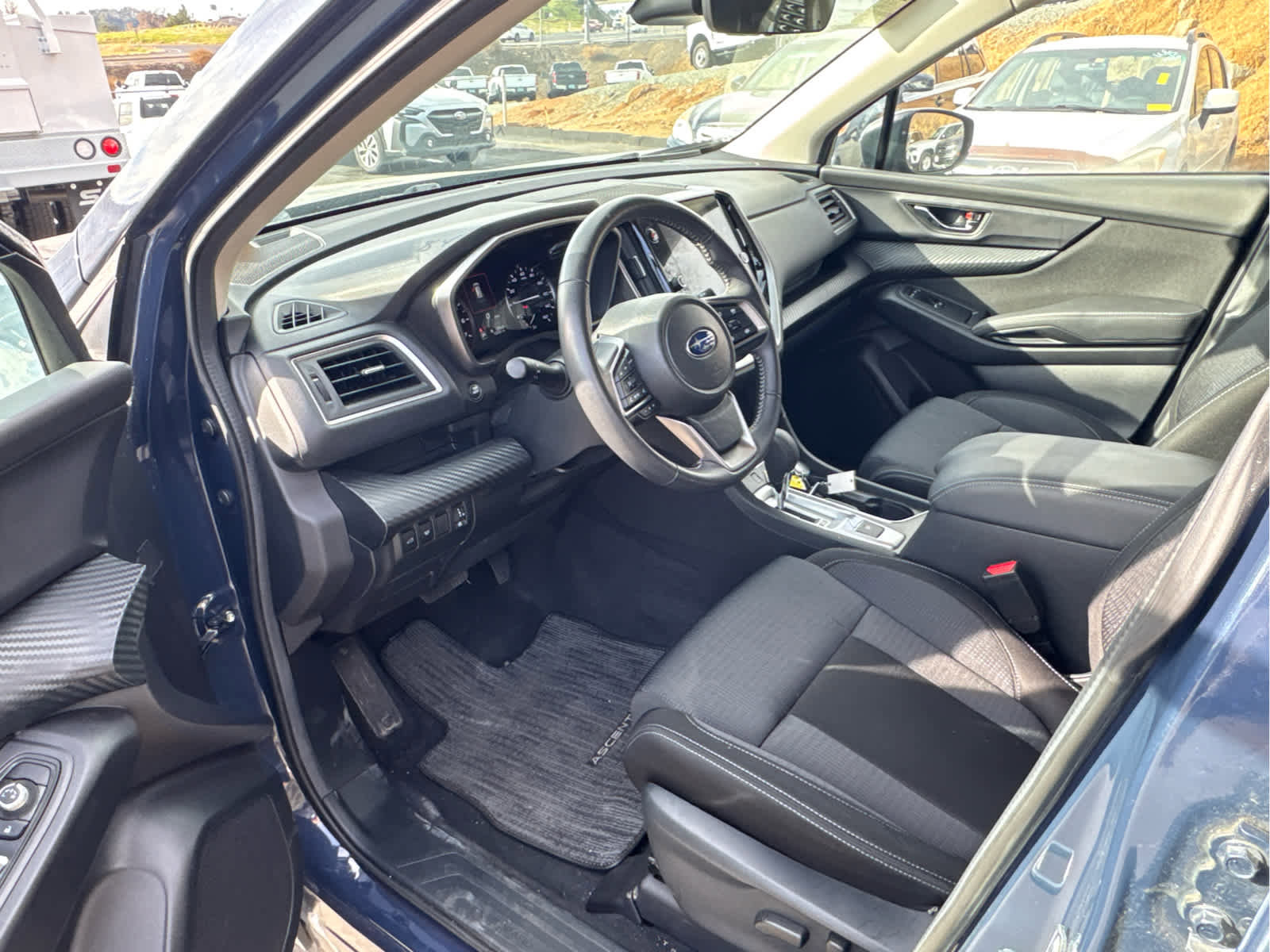 Certified 2024 Subaru Ascent Premium w/ Convenience Package image 9