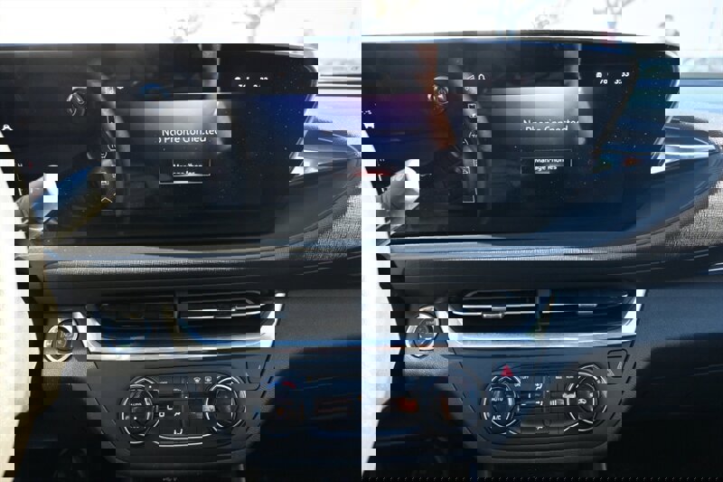 Used 2024 Buick Envista Preferred image 28