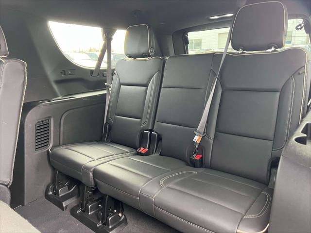 Used 2024 Chevrolet Suburban Premier image 14