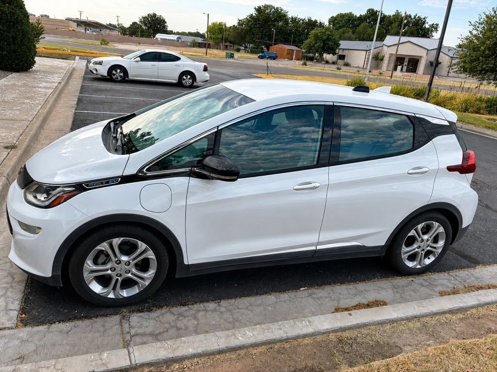Used 2019 Chevrolet Bolt LT FWD image 3