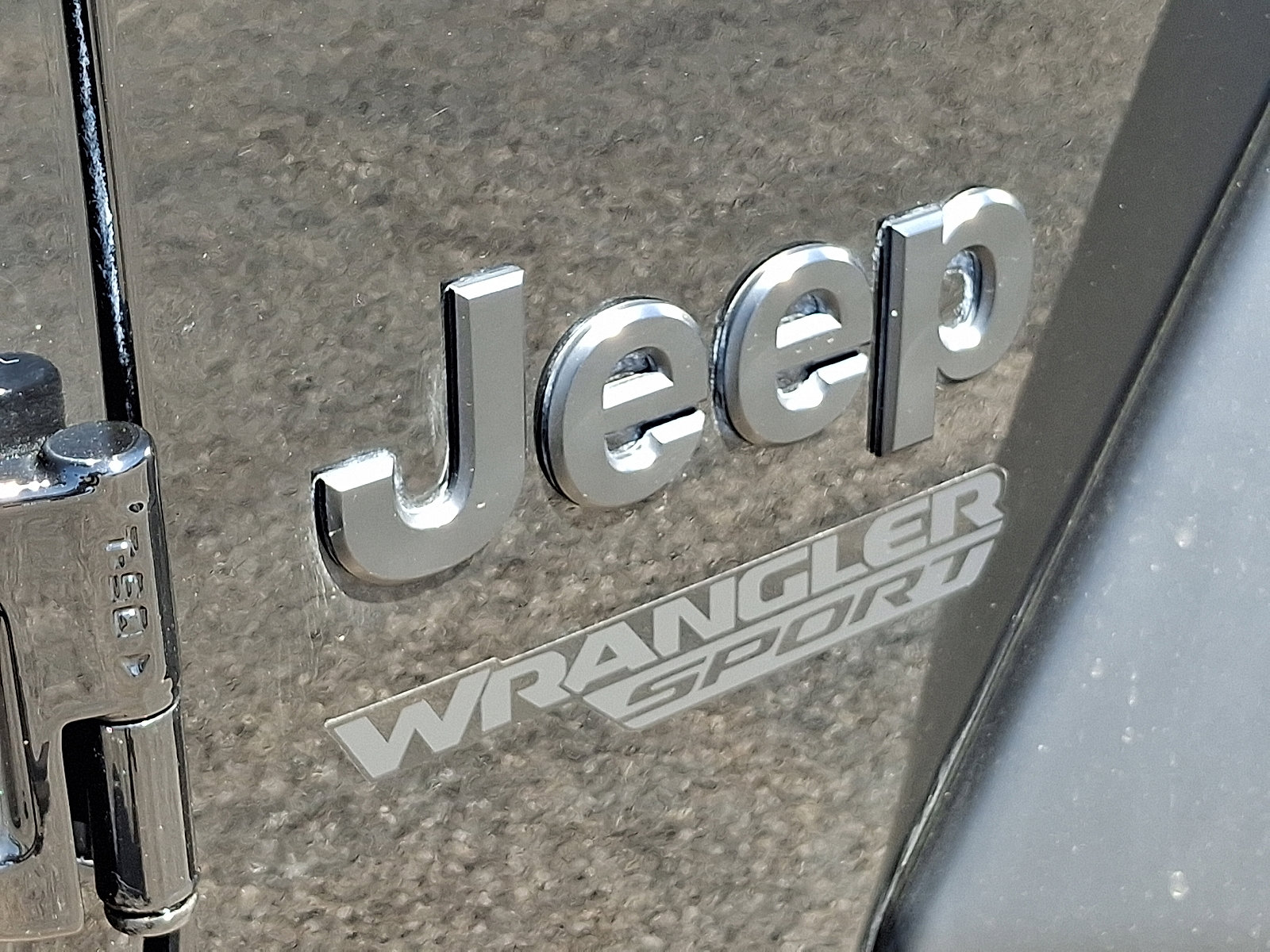 Used 2021 Jeep Wrangler Sport image 32