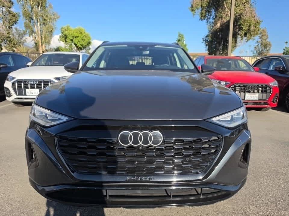 Used 2024 Audi Q8 e-tron Premium Plus w/ Premium Plus Package AWD/4WD image 32