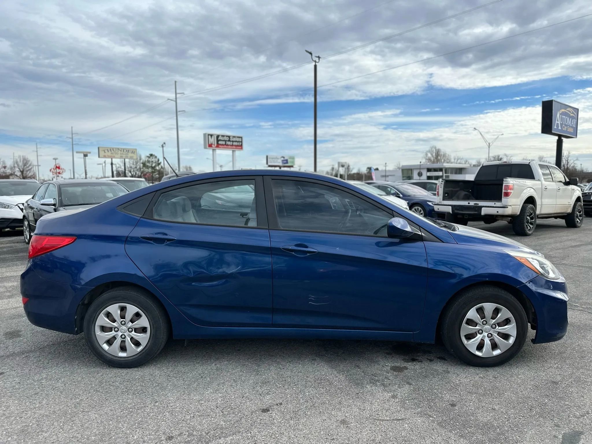 Used 2015 Hyundai Accent GLS image 5