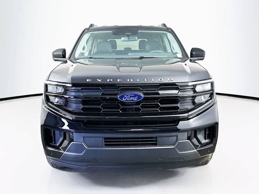 New 2025 Ford Expedition Active RWD image 6