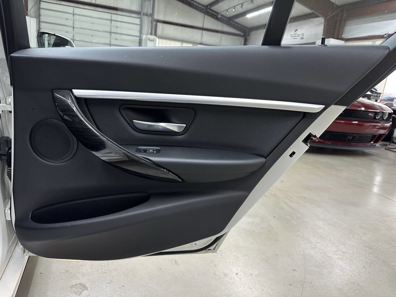 Used 2018 BMW 330i xDrive 330i xDrive AWD 4dr Sedan w/ Convenience Package image 14