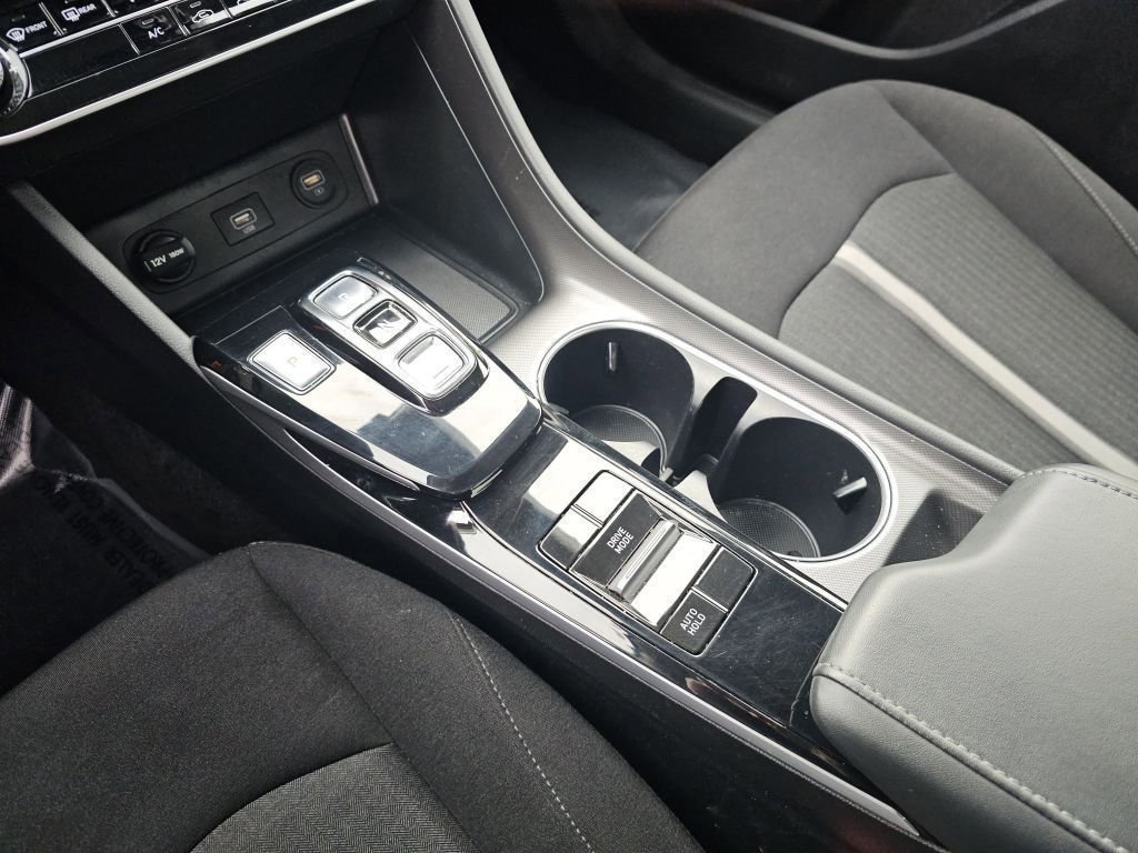 Used 2023 Hyundai Sonata SE image 32