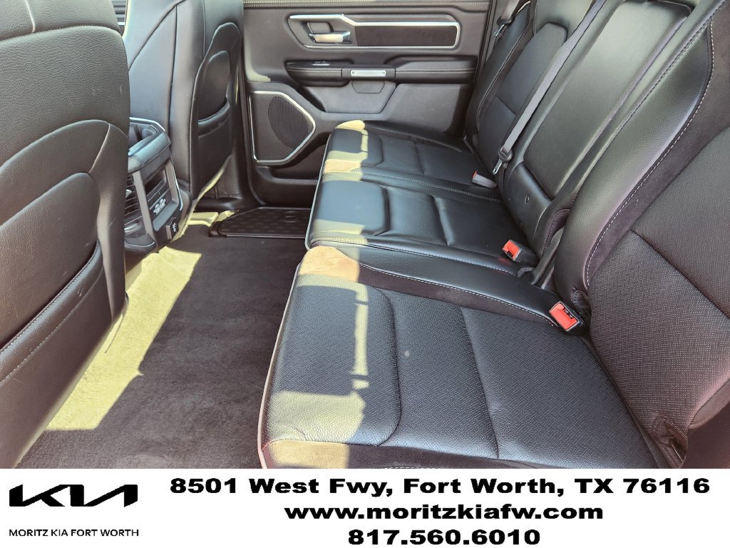 Used 2024 RAM 1500 Laramie AWD/4WD image 30