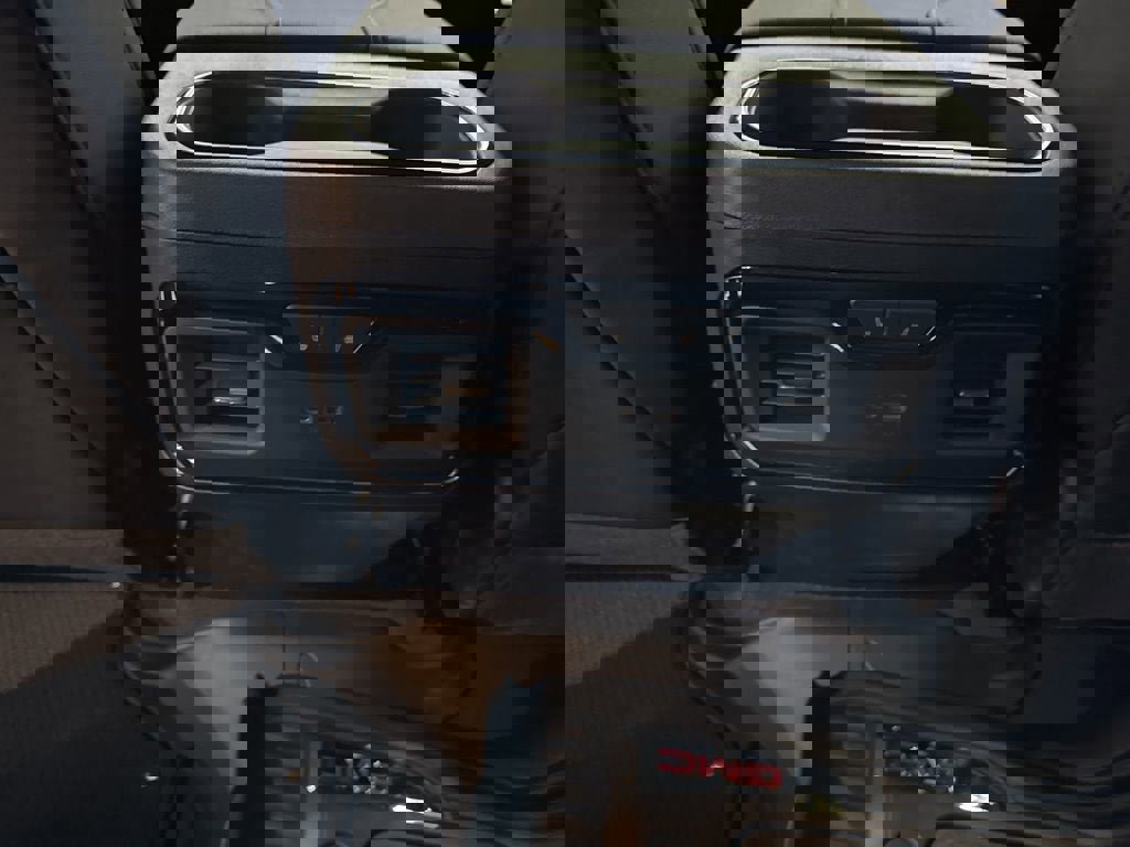 New 2026 GMC Sierra 1500 AT4 w/ AT4 Premium Package image 21