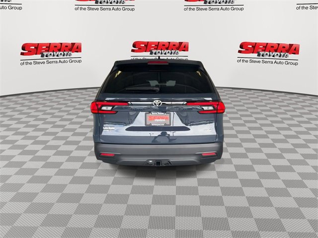 New 2026 Toyota Grand Highlander XLE image 8