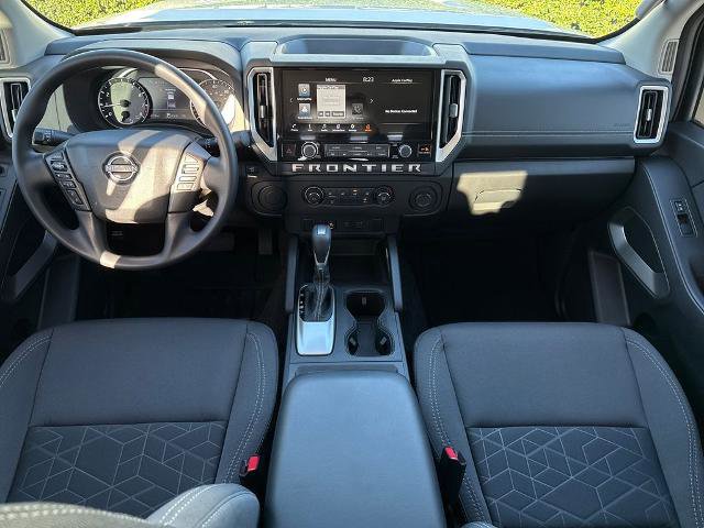 Certified 2025 Nissan Frontier SV image 10