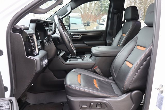 Used 2025 GMC Sierra 2500 AT4 w/ AT4 Premium Plus Package image 25