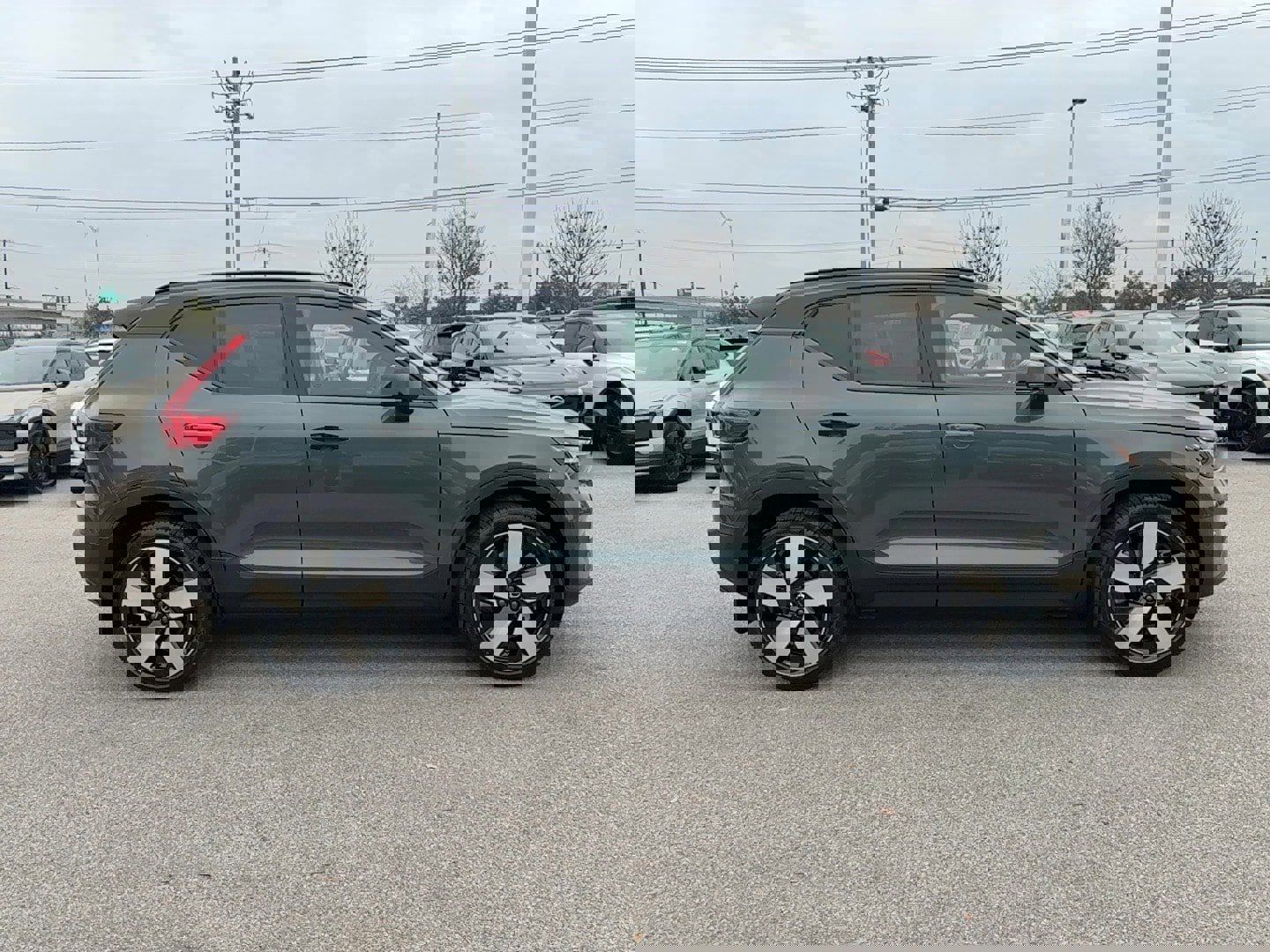 New 2026 Volvo EX40 Plus w/ Climate Package image 7