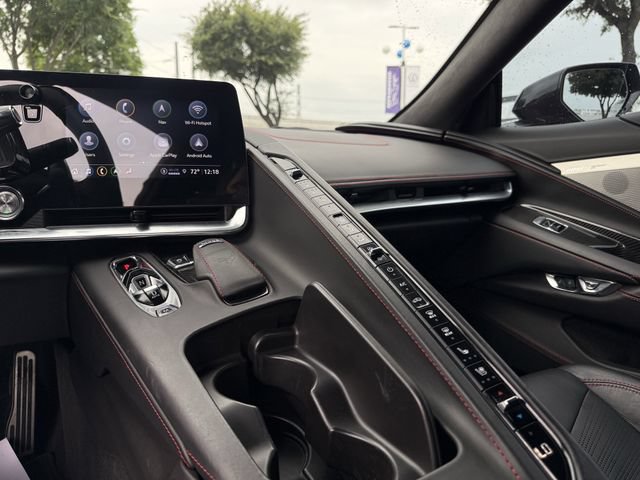 Used 2021 Chevrolet Corvette Stingray Premium Cpe w/ Z51 Performance Package RWD image 13