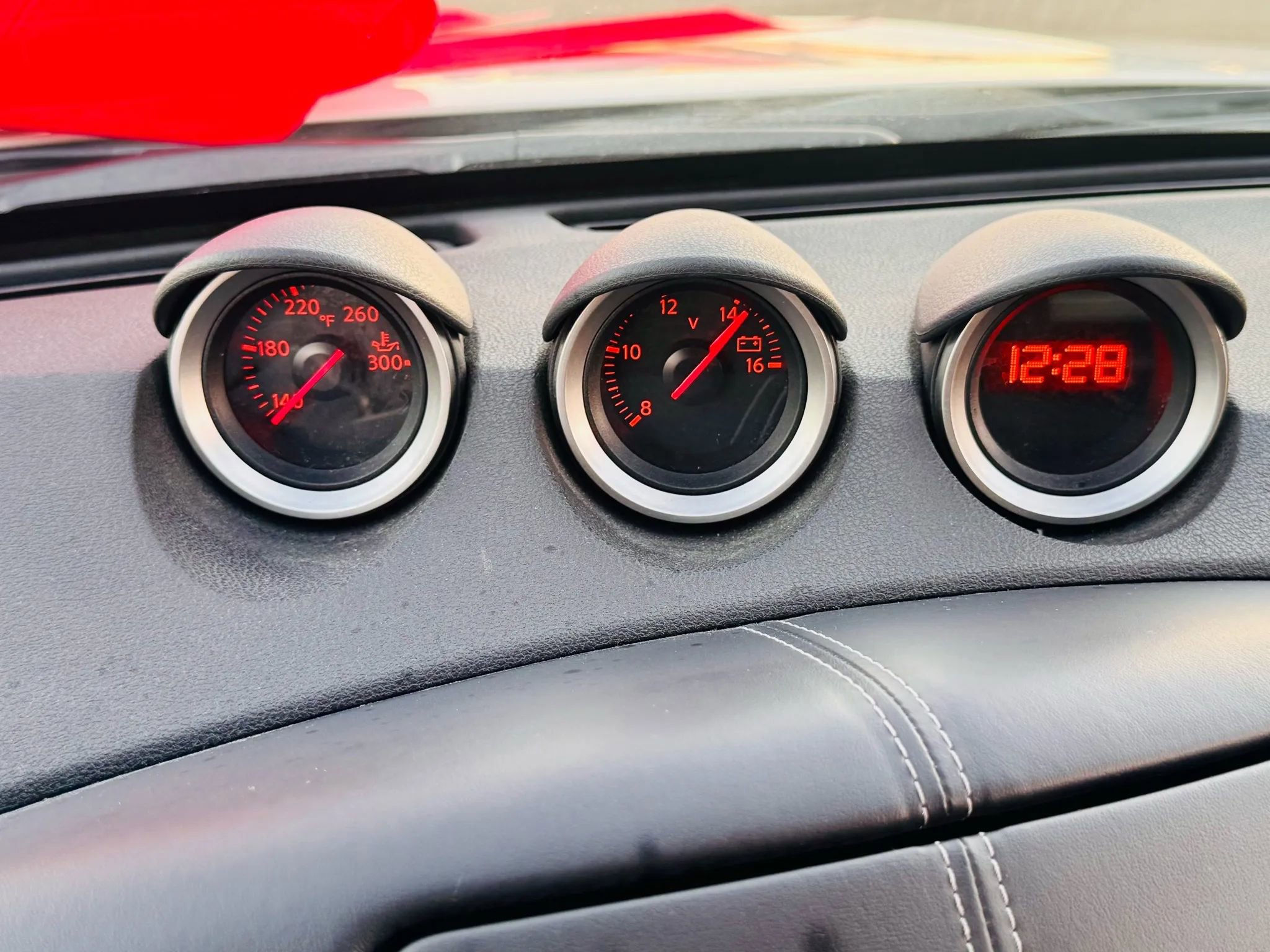 Used 2017 Nissan 370Z Touring image 46