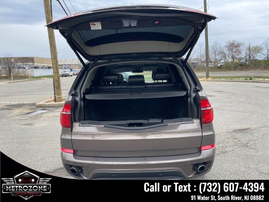 Used 2011 BMW X5 xDrive35i w/ Technology Pkg AWD/4WD image 24