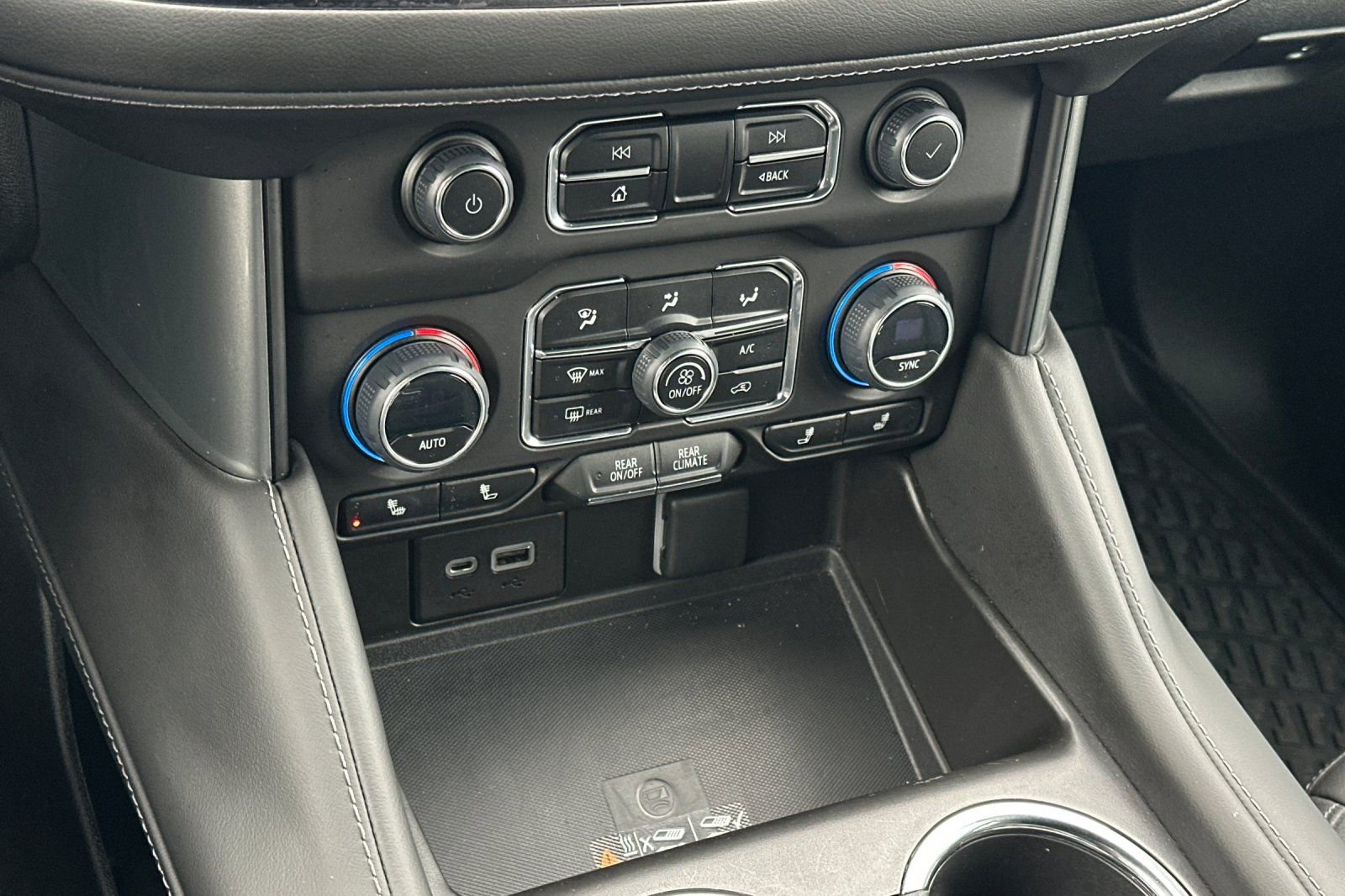 Used 2023 Chevrolet Tahoe Z71 w/ Z71 Off-Road Package image 21