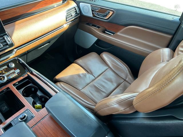 Used 2022 Lincoln Navigator Reserve image 17