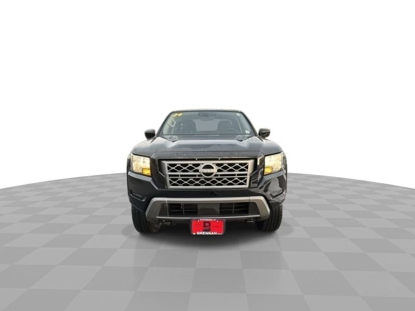Used 2024 Nissan Frontier SV image 3