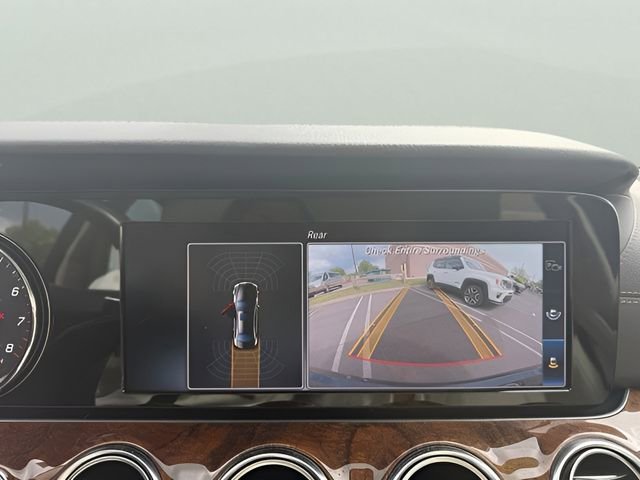 Used 2017 Mercedes-Benz E 300 4MATIC image 14