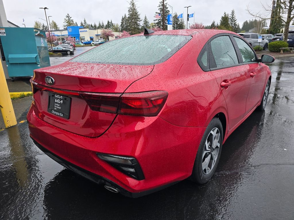 Certified 2020 Kia Forte LXS FWD image 4