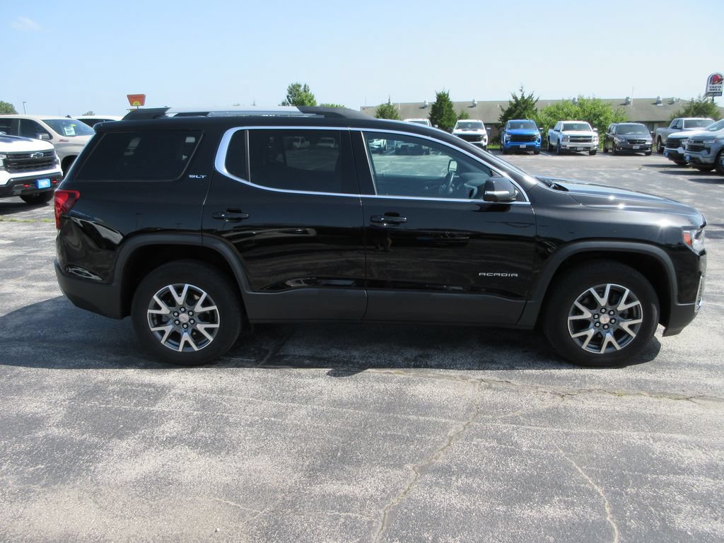 Used 2023 GMC Acadia SLT w/ Preferred Package FWD image 6