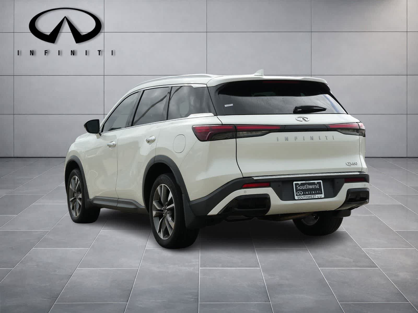 Used 2023 INFINITI QX60 Luxe w/ Cargo Package FWD image 5