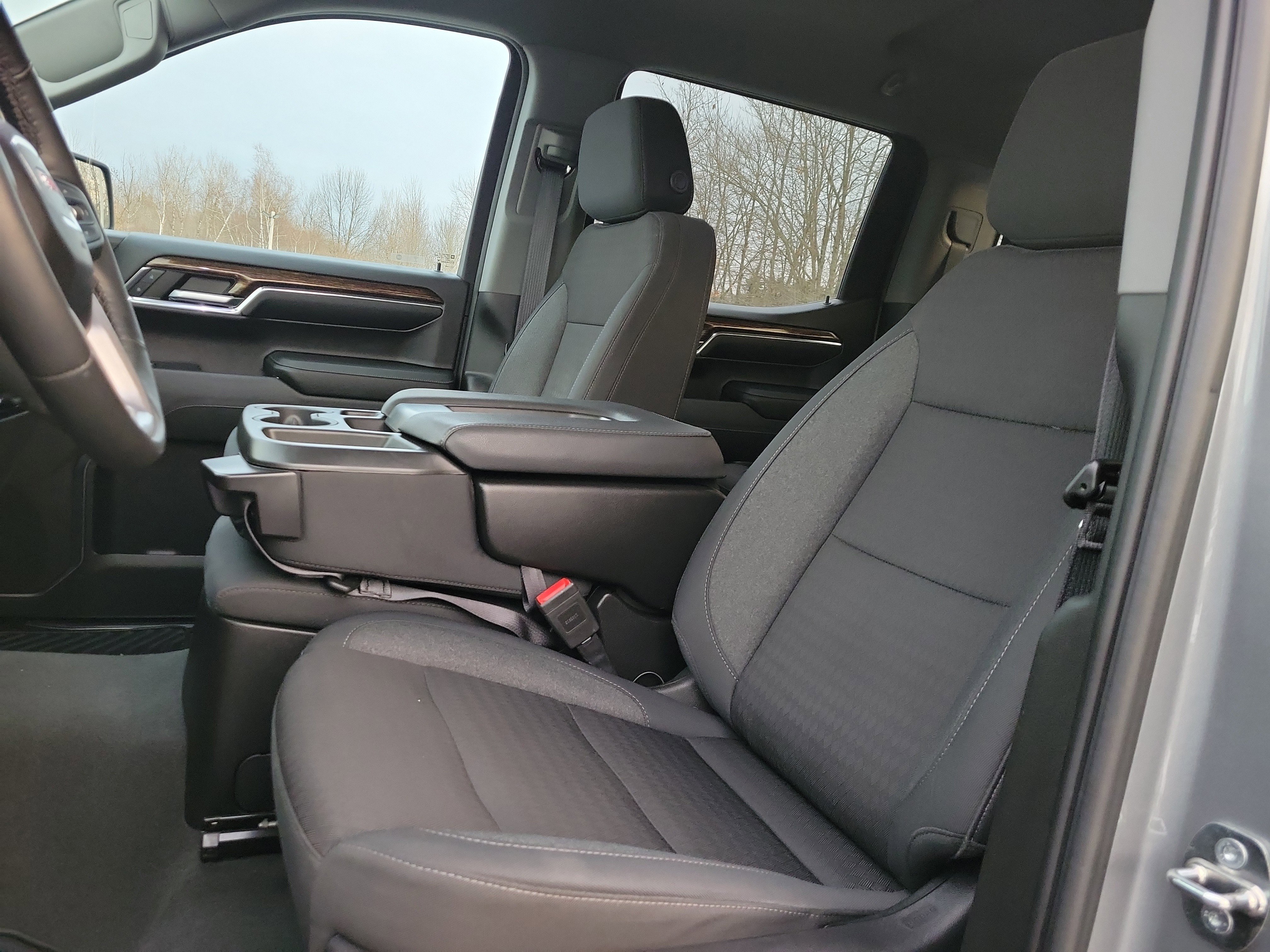 Used 2024 GMC Sierra 1500 SLE image 14