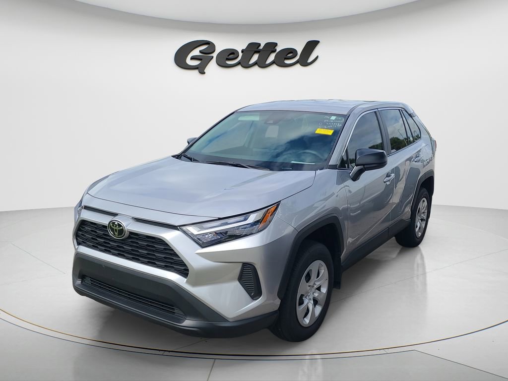 Certified 2025 Toyota RAV4 LE FWD image 14