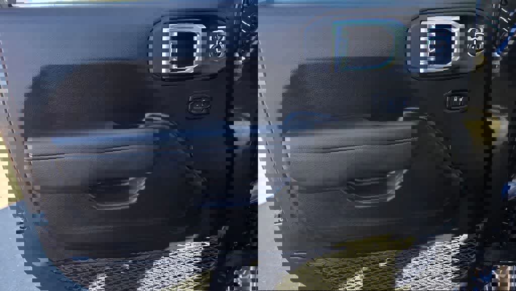 New 2026 Jeep Wrangler Unlimited Sport image 16