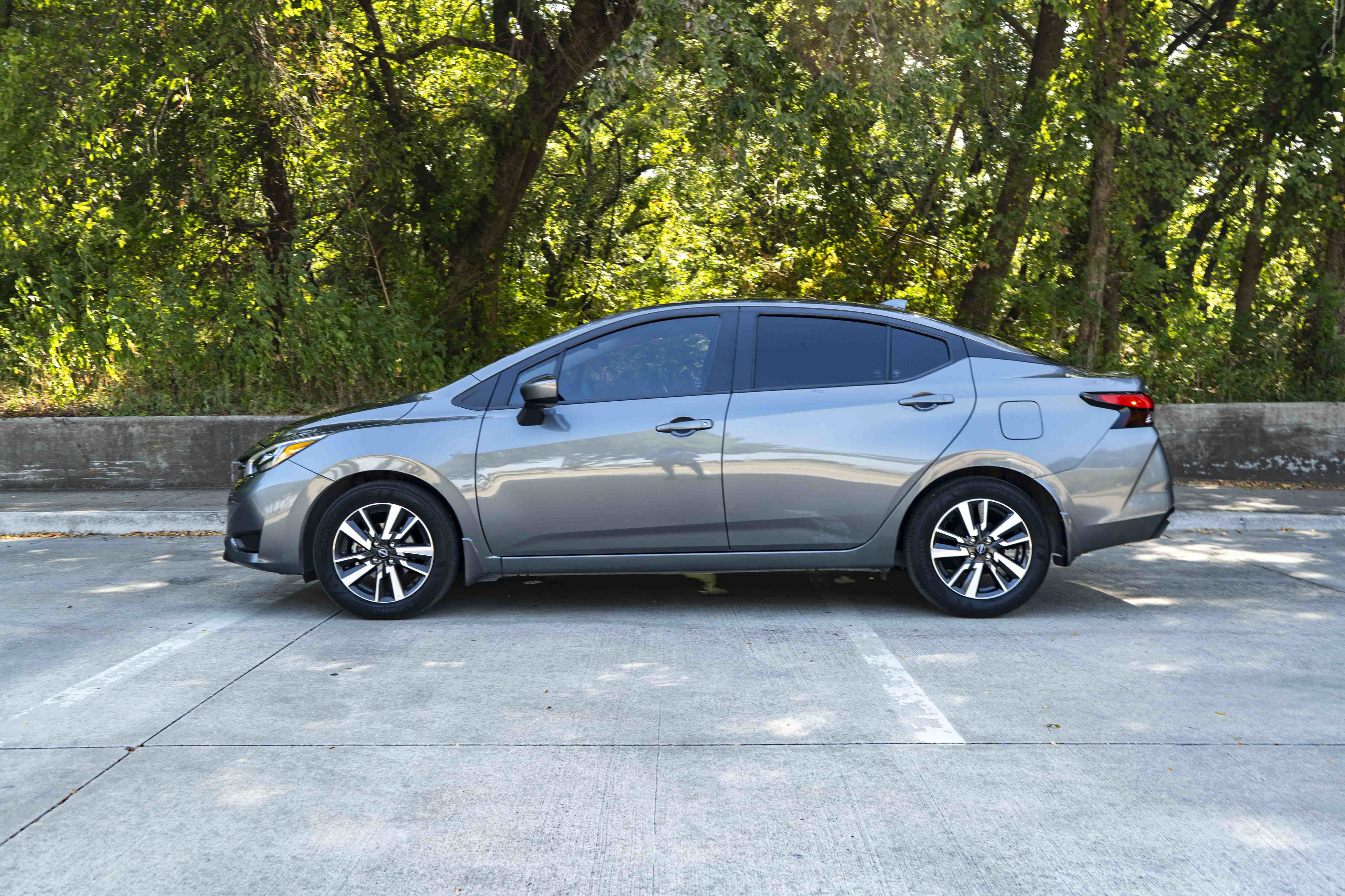 Used 2025 Nissan Versa SV w/ Trunk Package FWD image 6