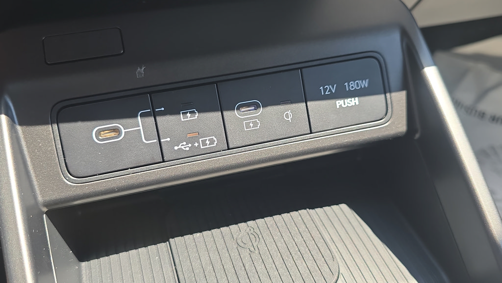 New 2026 Hyundai Kona SEL Premium FWD image 30