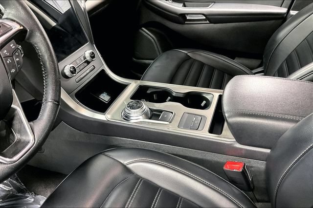 Used 2024 Ford Edge SEL AWD/4WD image 17