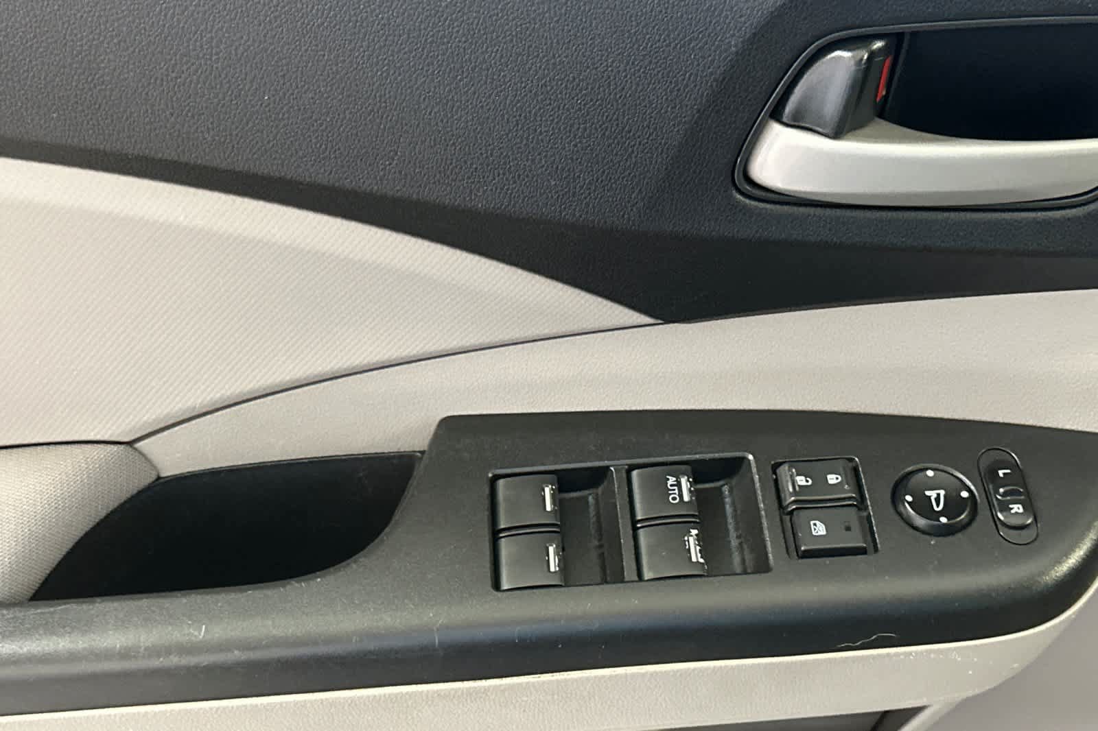 Used 2013 Honda CR-V LX image 13
