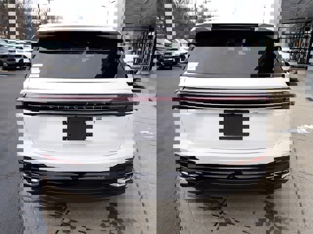 New 2026 Lincoln Nautilus Premier image 11