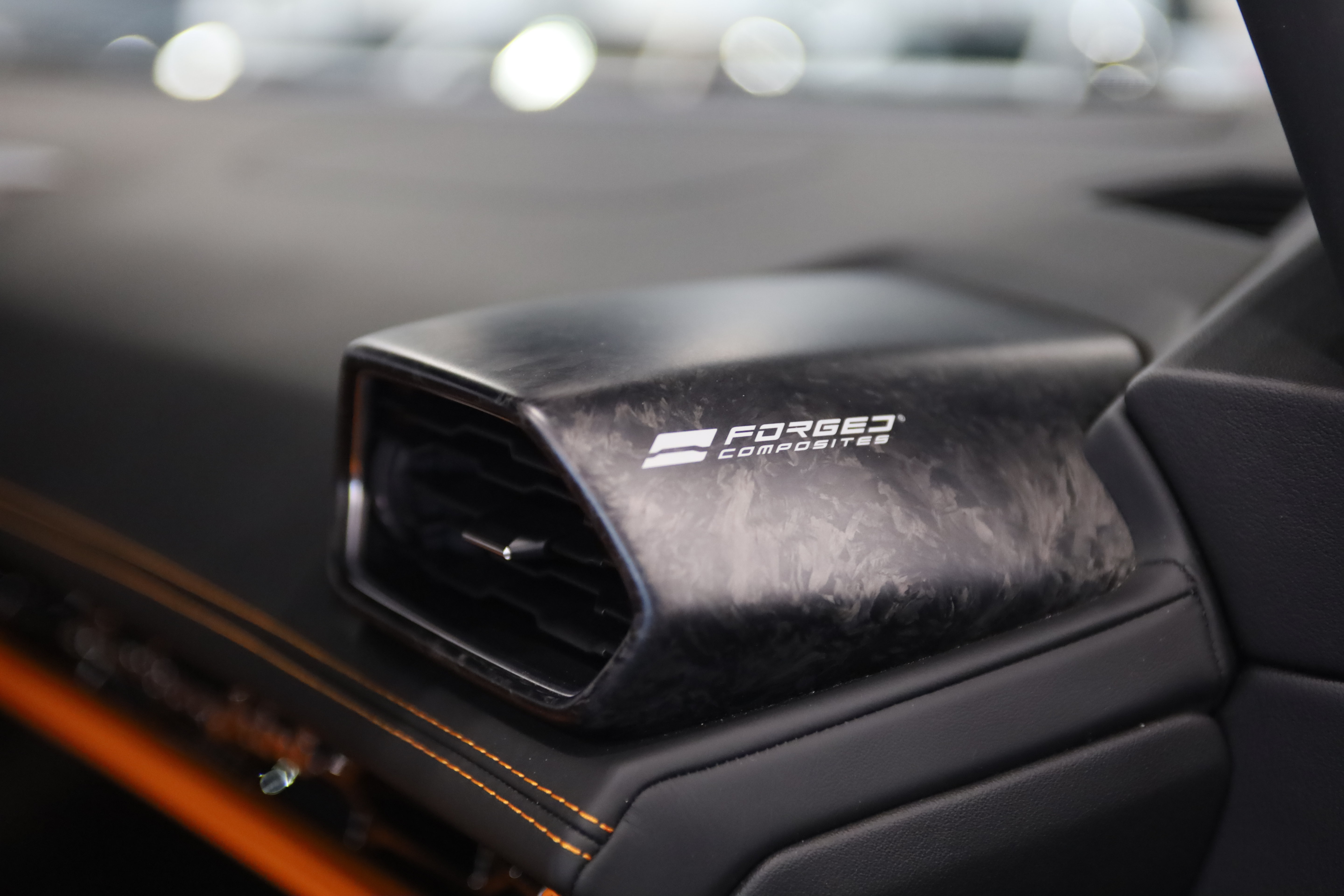 Used 2020 Lamborghini Huracan EVO RWD image 39