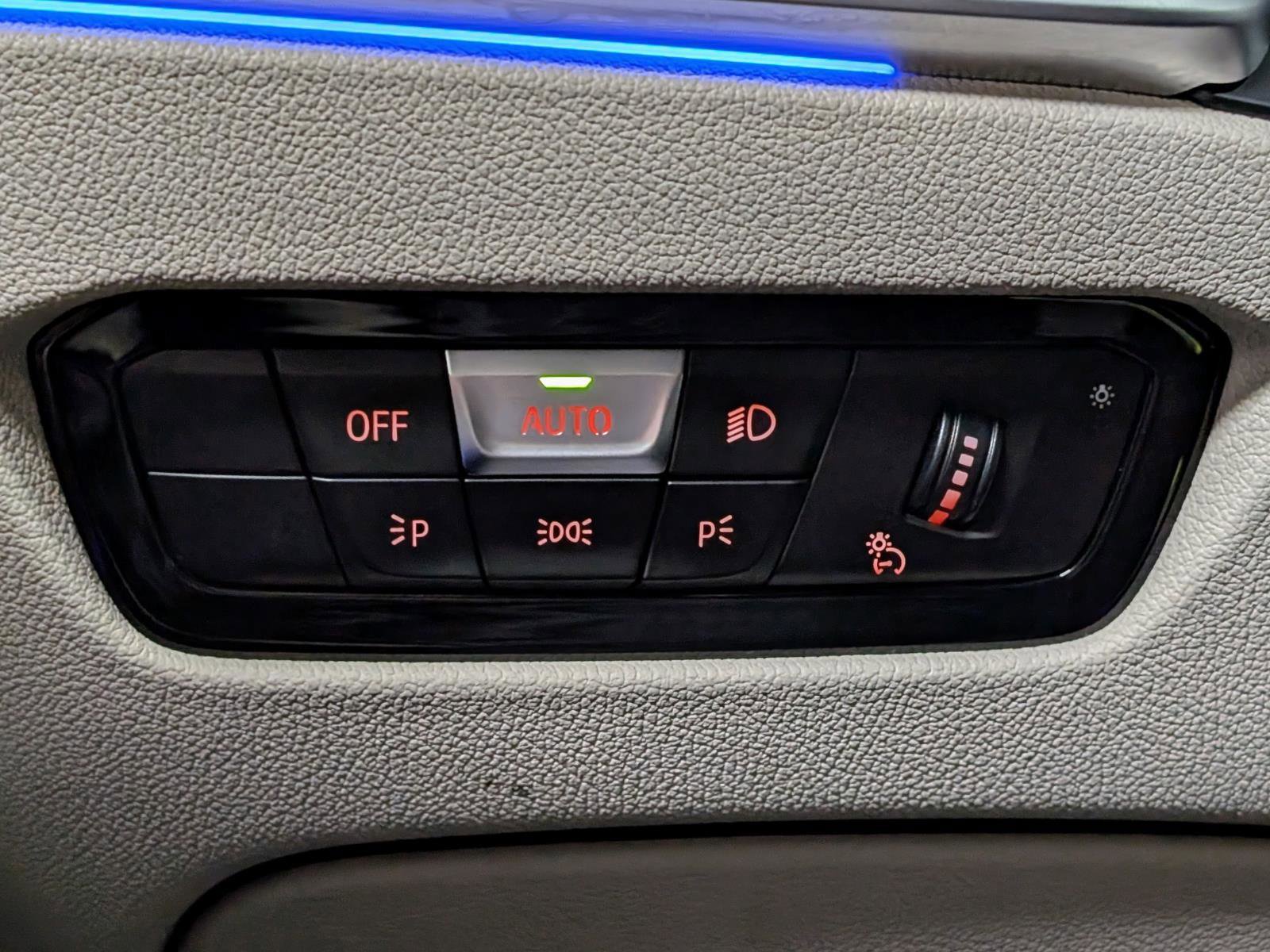 Used 2020 BMW M340i w/ Parking Assistance Package image 30