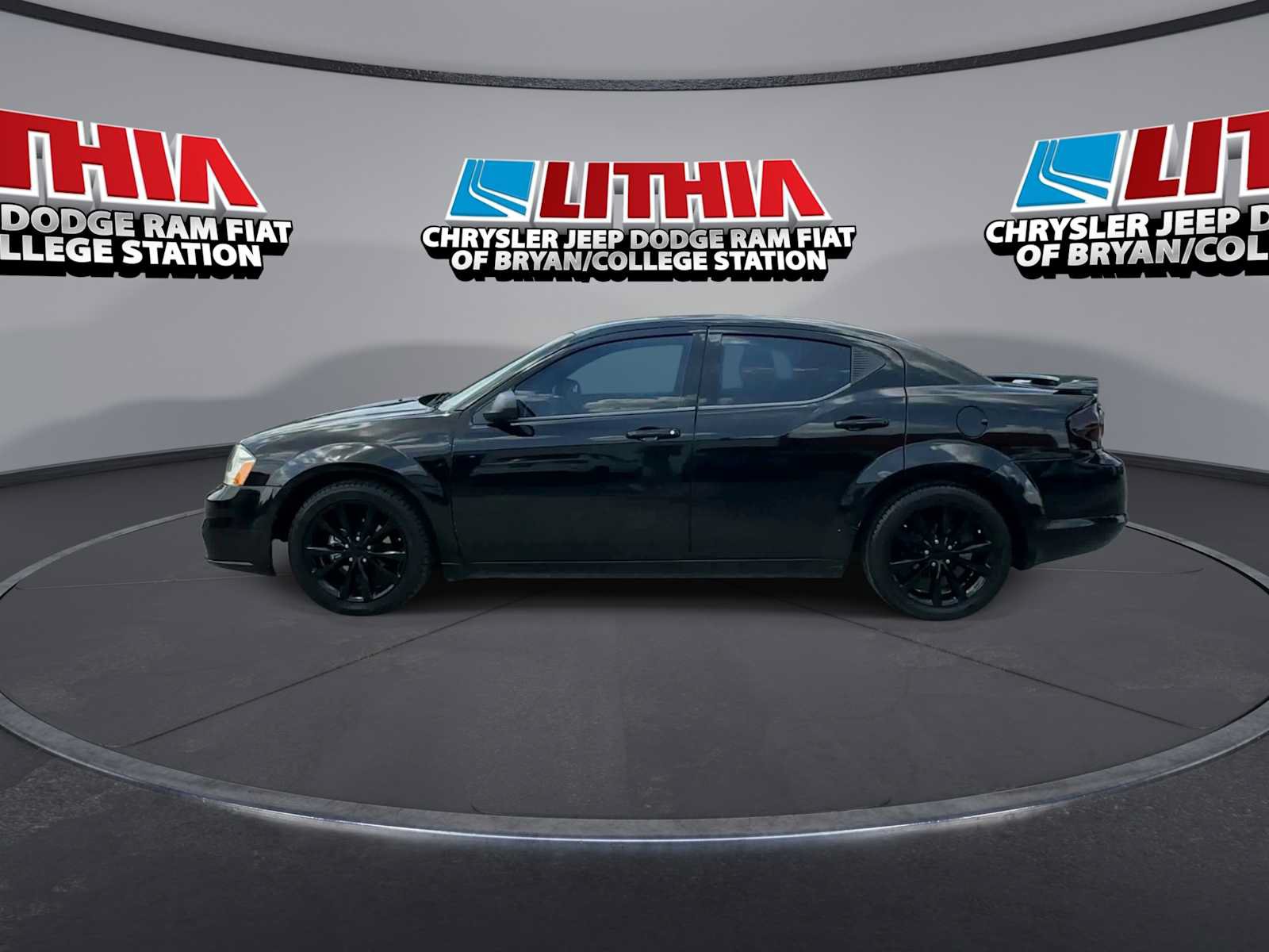 Used 2013 Dodge Avenger SE FWD image 5