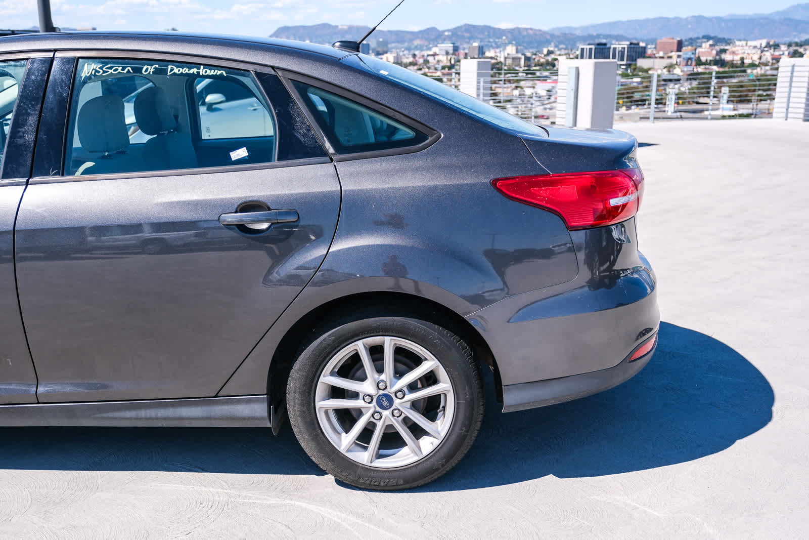 Used 2015 Ford Focus SE FWD image 8
