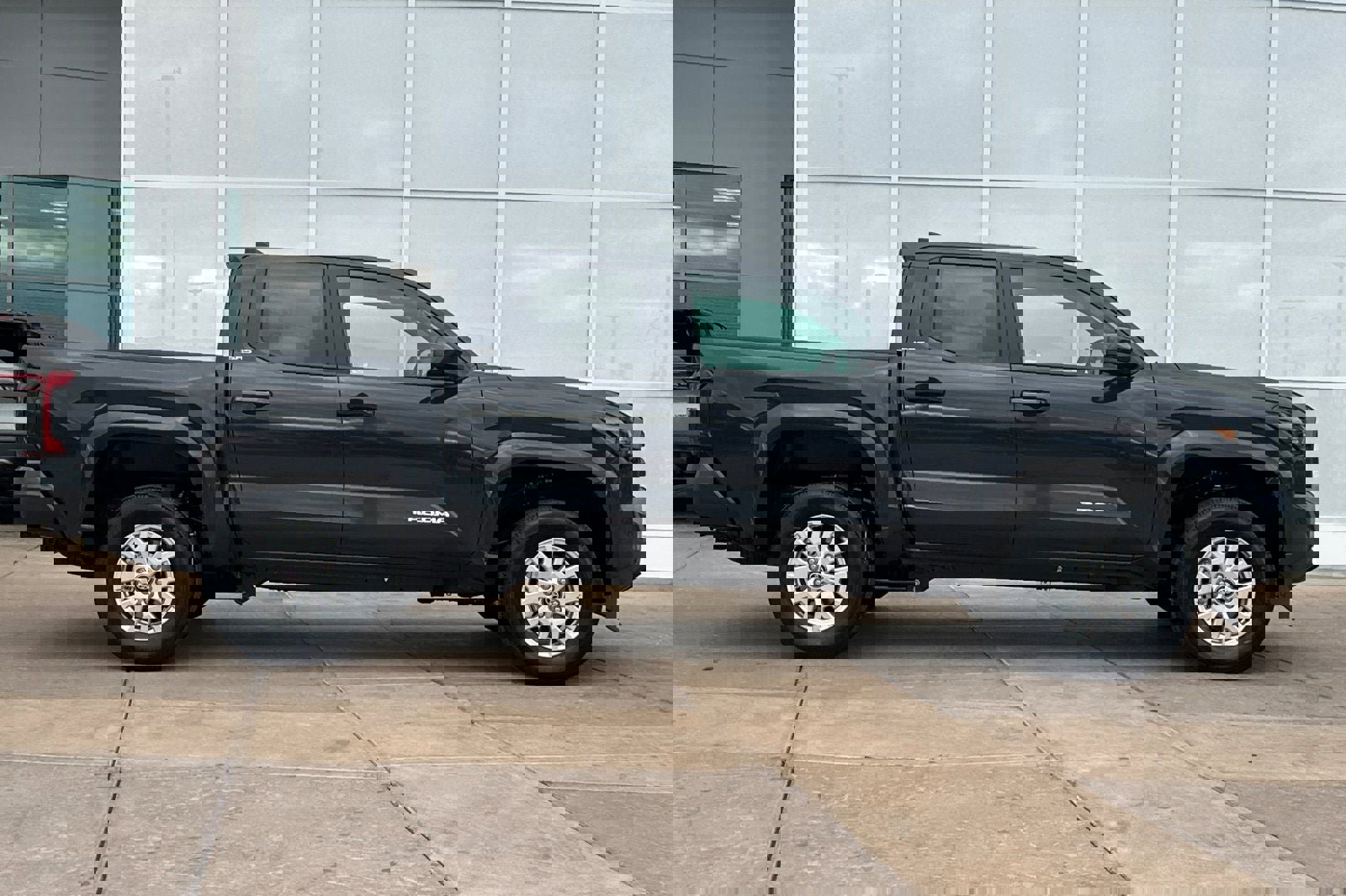 New 2026 Toyota Tacoma SR5 video 3