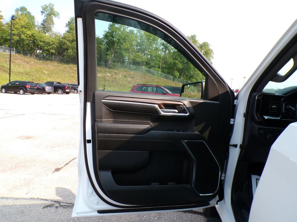 Used 2024 Chevrolet Silverado 1500 RST w/ Protection Package AWD/4WD image 22