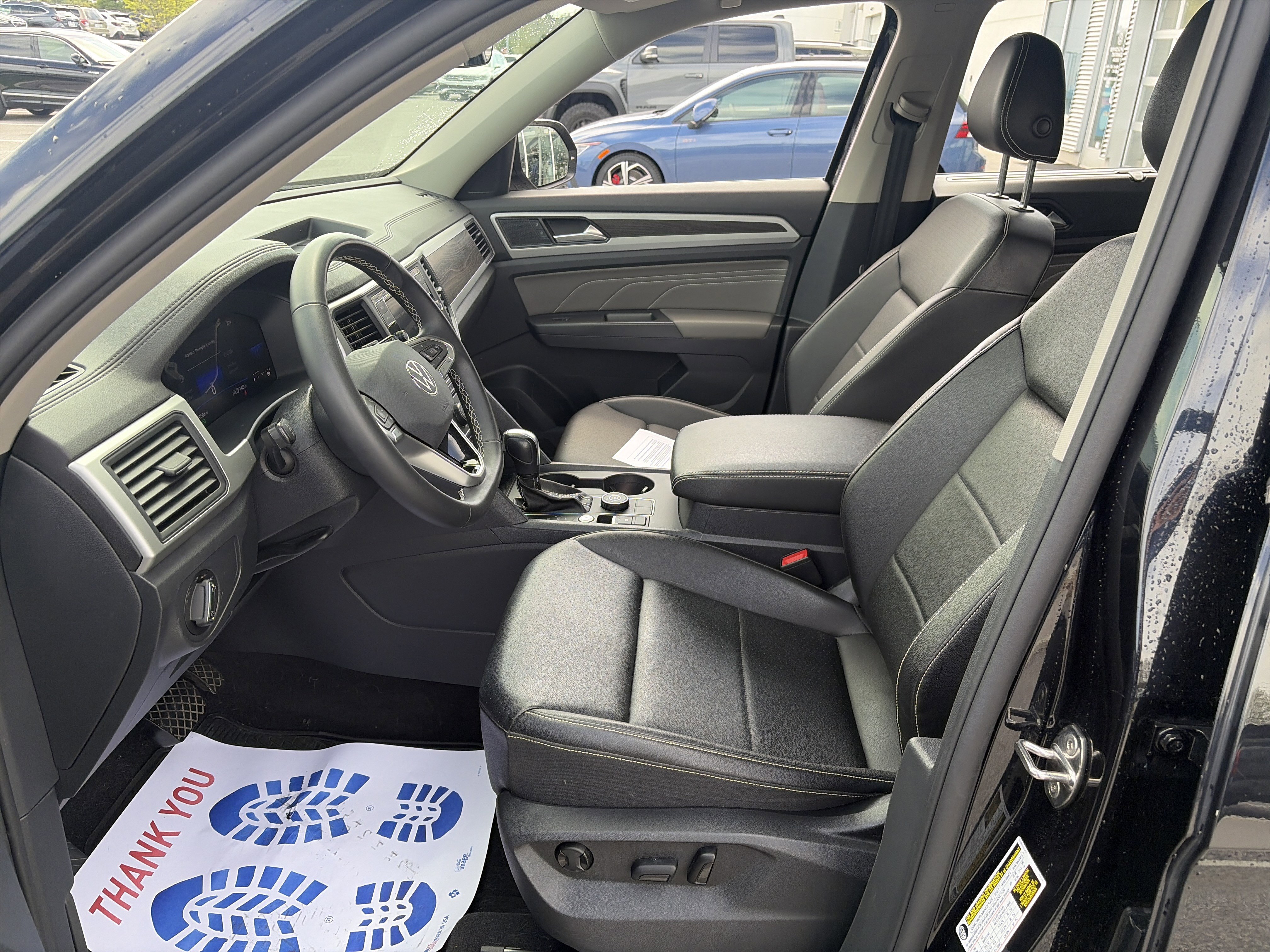 Used 2023 Volkswagen Atlas SE image 26