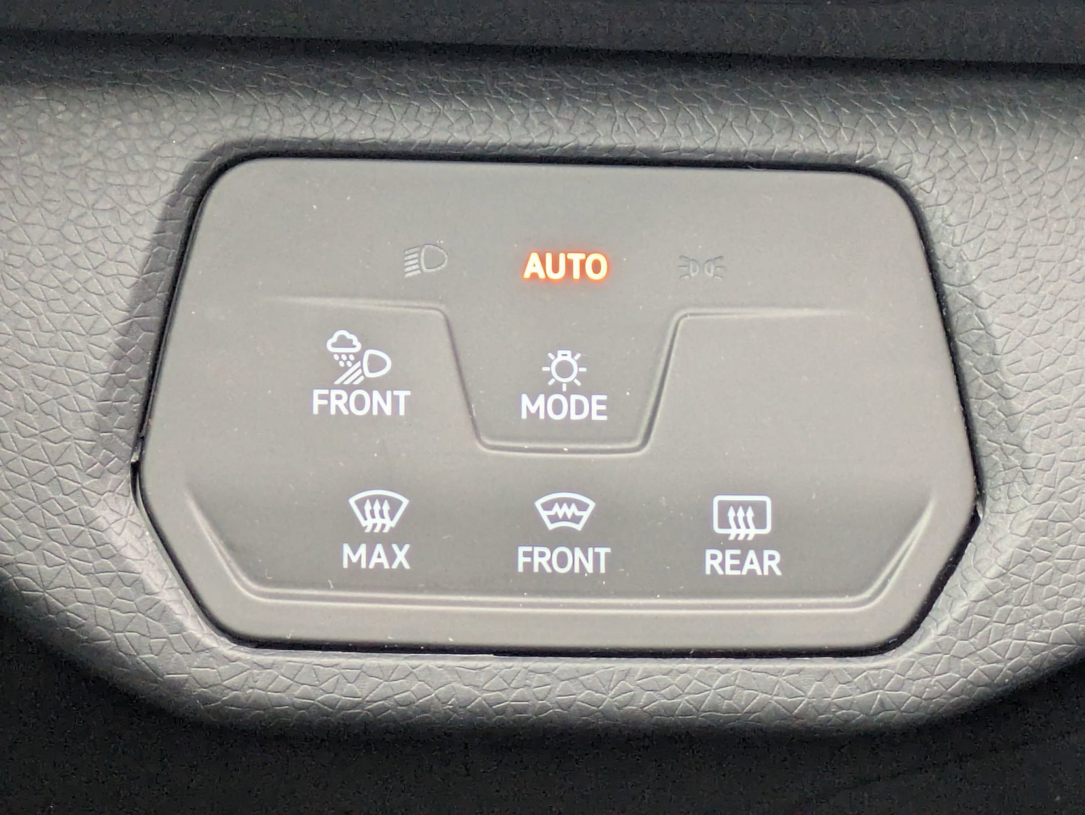 Used 2024 Volkswagen ID.4 Pro S image 17