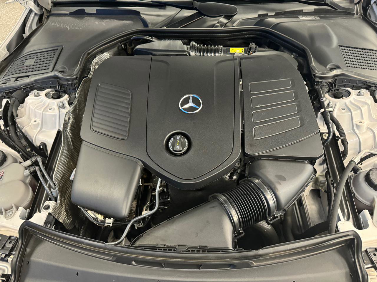 Used 2023 Mercedes-Benz C 300 4MATIC Sedan image 20
