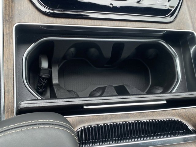 New 2024 Jeep Grand Wagoneer Series I w/ HD Trailer Tow Package image 27