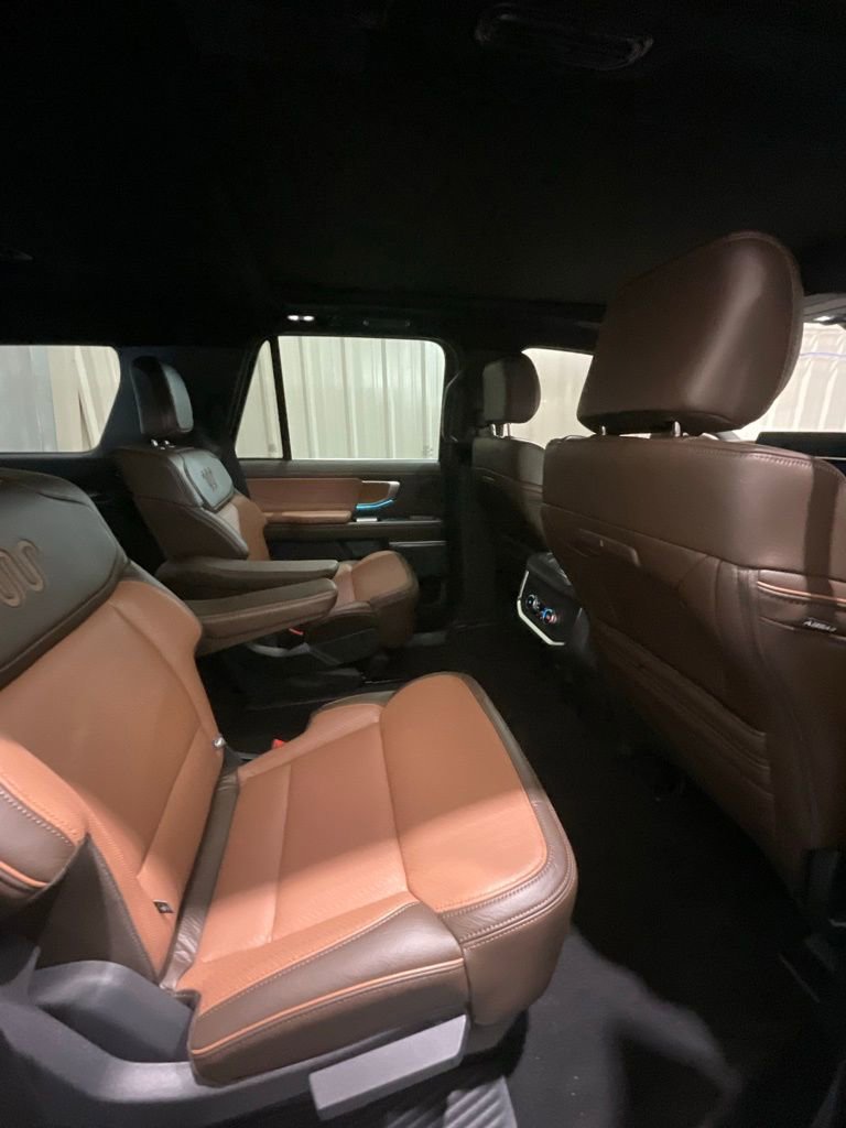 Used 2025 Ford Expedition King Ranch image 15