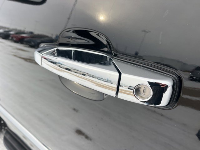 Used 2009 Chevrolet Suburban LTZ image 62